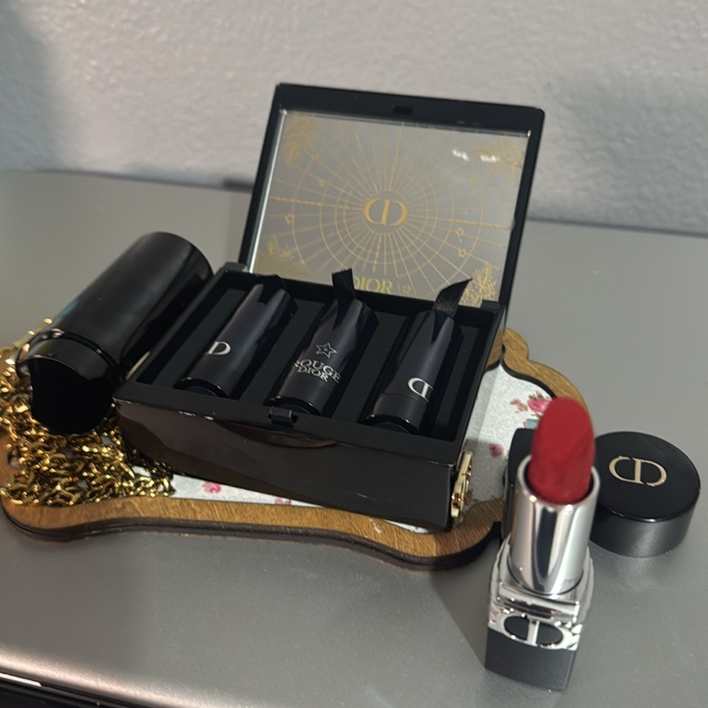 Dior Minaudière Limited Edition 2022 Holiday Case & Lipstick Set NEW - Picture 2 of 3